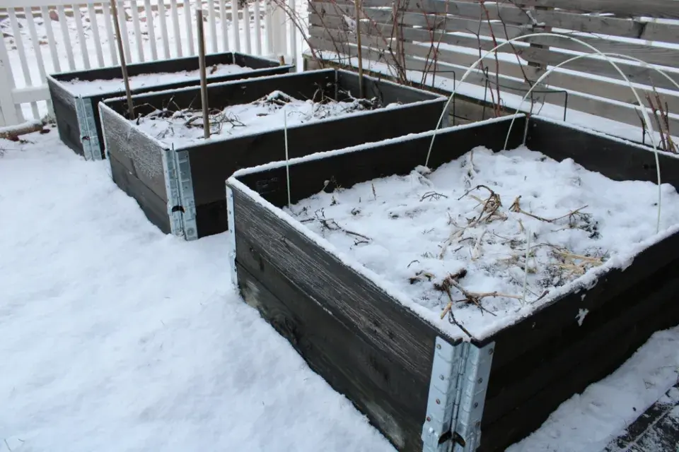 S některými pracemi na zahradě počkejte, dokud se skutečně neoteplí