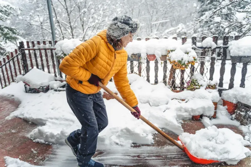 S některými pracemi na zahradě počkejte, dokud se skutečně neoteplí