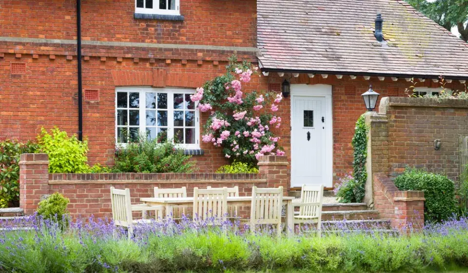 Předzahrádka u domu