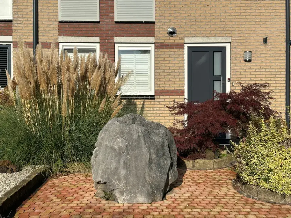 Předzahrádka u domu