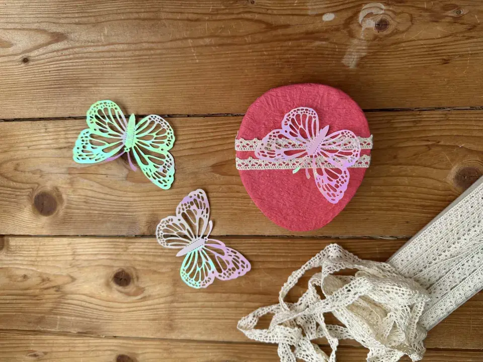 DIY kraslice z kartonu