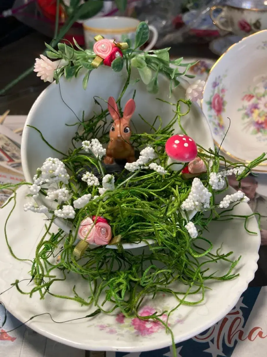 Porcelánový šálek 