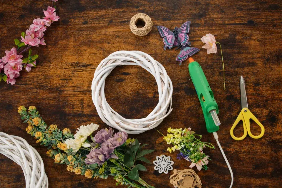 Nejkrásnější jarní věnce: Inspirace, která vás naladí na jaro