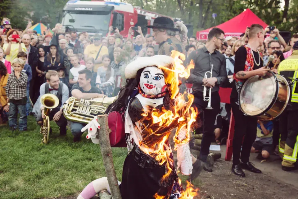 Když hoří vatry a slétají se čarodějnice: Galerie plná zajímavostí