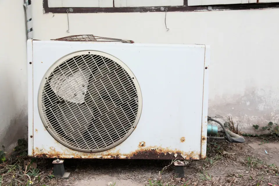 Zahradní čerpadlo v praxi: Když technika ruší sousedské vztahy