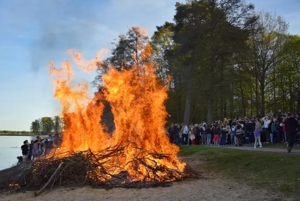 Když hoří vatry a slétají se čarodějnice: Galerie plná zajímavostí