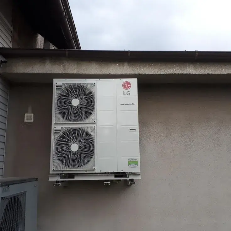 Instalace klimatizace v bytovém domě
