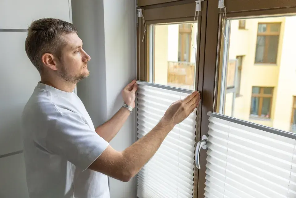 Nejoblíbenější typy žaluzií a stínění do moderních domácností
