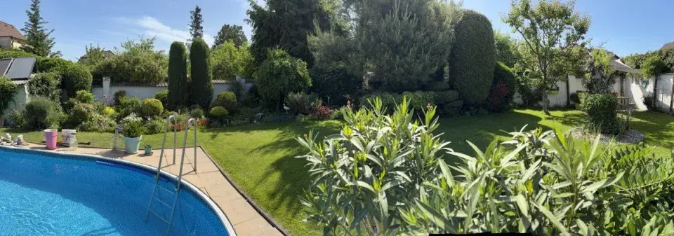 Topiary v pozadí jsou velmi efektivní