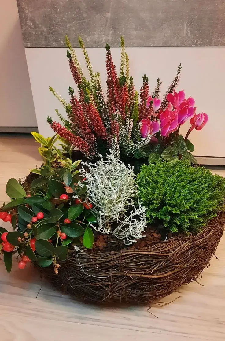 Elegantní květinové mísy na výzdobu hrobu