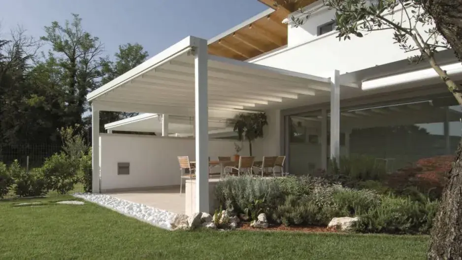 Pohyblivé zastřešení pergoly