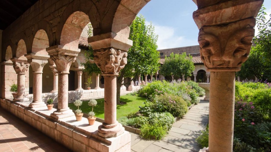 Zahrada v Cloisters Museum