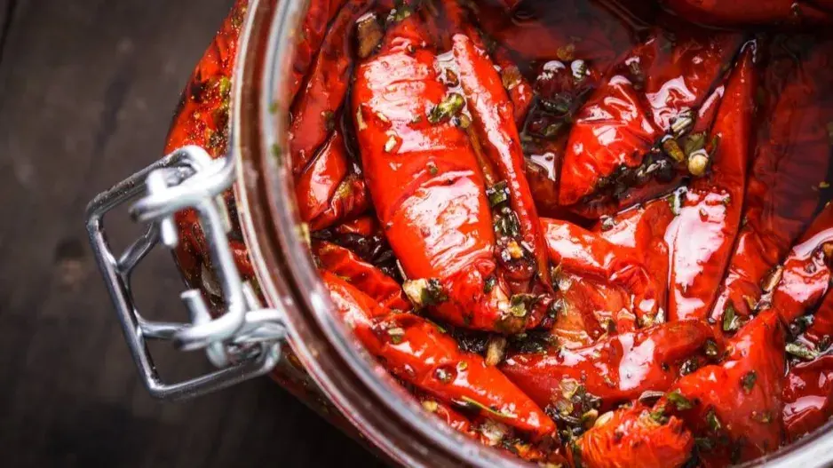 Sušená rajčata naložená v oleji Sušená rajčata naložená v oleji