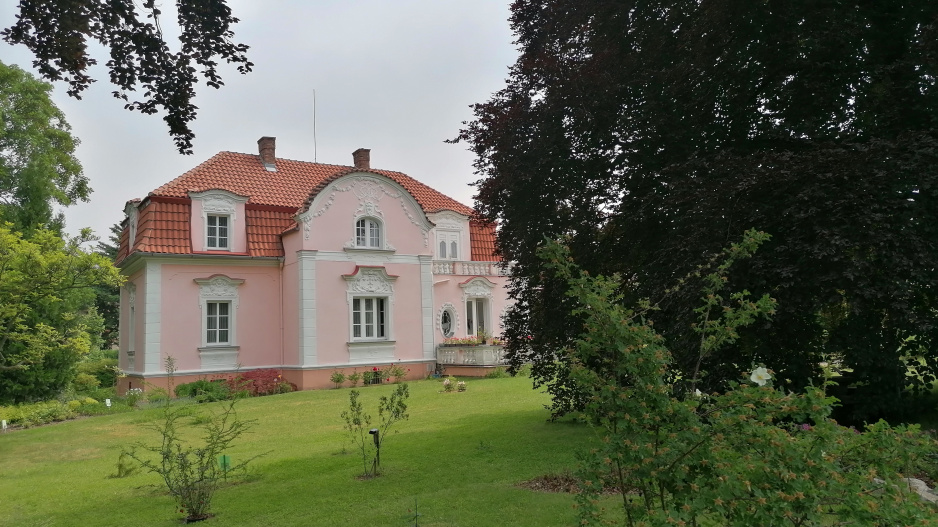 Arboretum ve skořápce z ořechu