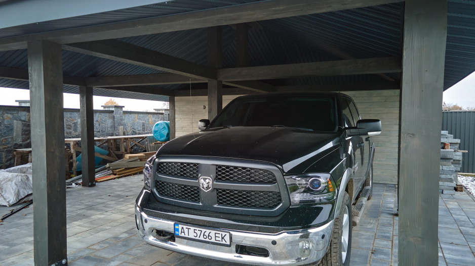 Přístřešek pro auto