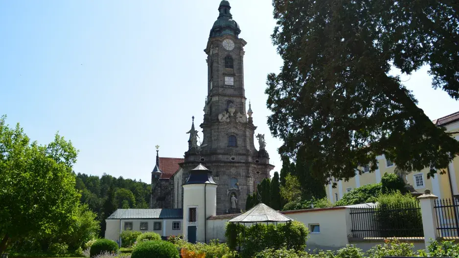 Rakouské klášterní zahrady voní bylinkami