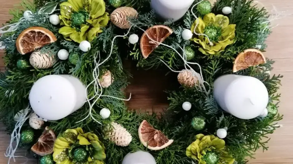 Adventní věnec