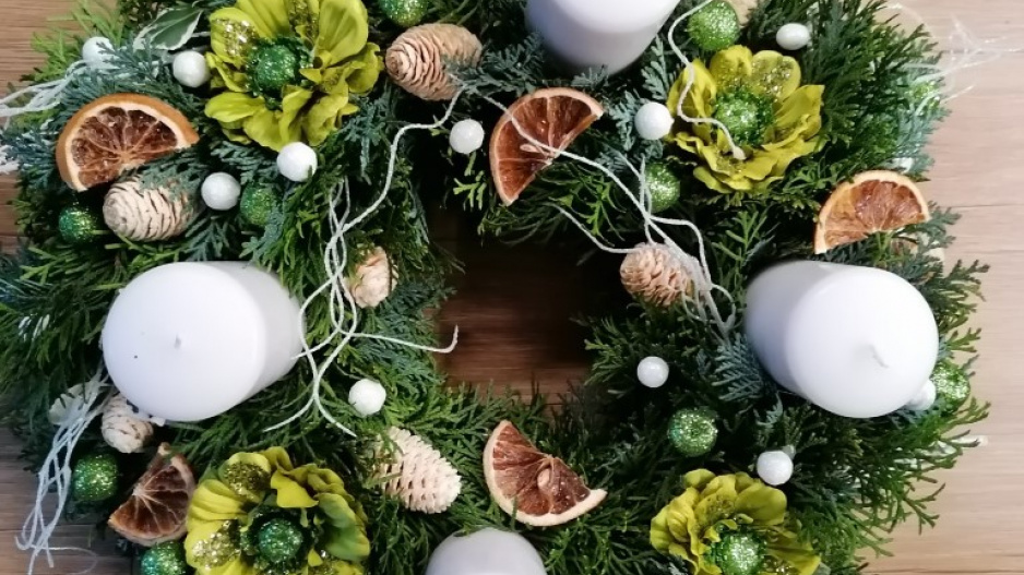 Adventní věnec