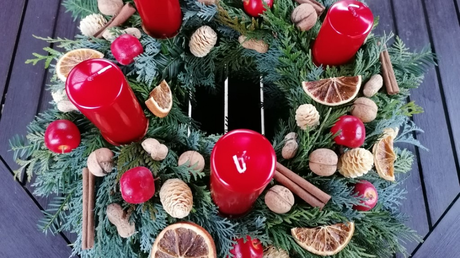 Adventní věnec