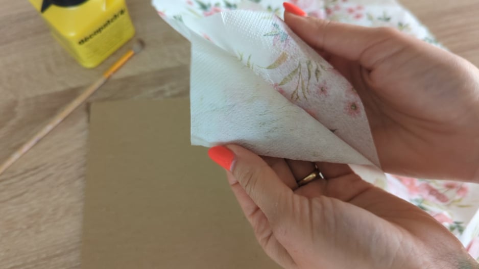 DIY: Květináč z plechovky