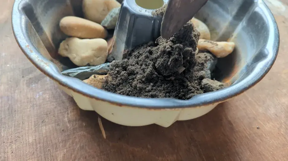 DIY: Květináč z formy