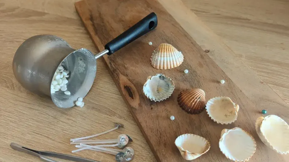 DIY: Svíčky z mušlí DIY: Svíčky z mušlí