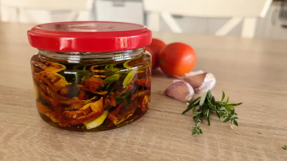 Sušená rajčata: Jak je připravit a uchovávat
