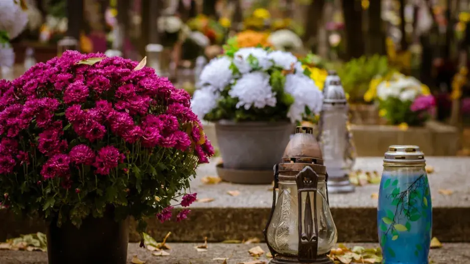 čistý náhrobní kámen čistý náhrobní kámen