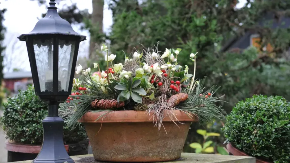 Dekorace hrobů na podzim Dekorace hrobů na podzim