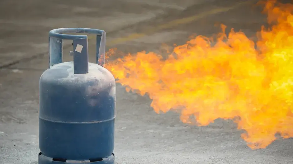 Jaké nebezpečí představuje nesprávně uskladněná plynová bomba?