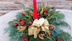 Vánoční svícen na hrob