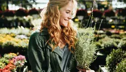 První pomoc v podobě bylinek