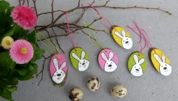 Velikonoční DIY zajíci z kulatinek