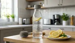 Čištění lahve od SodaStreamu má svá pravidla. Tak ji zbavíte zápachu a prodloužíte její životnost